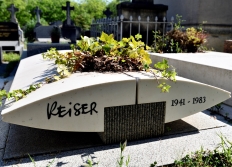 Tombes de gens célèbres... ou pas.